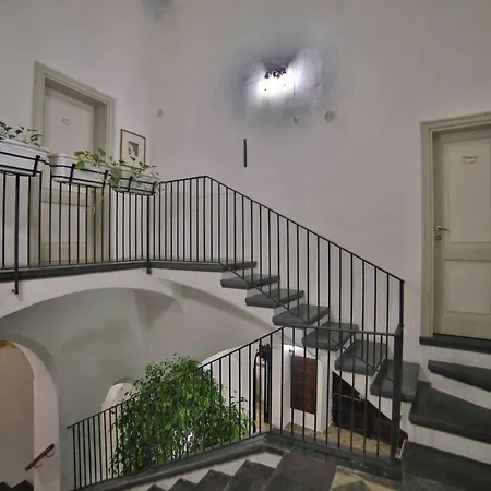 Palazzo Zacheo 3*