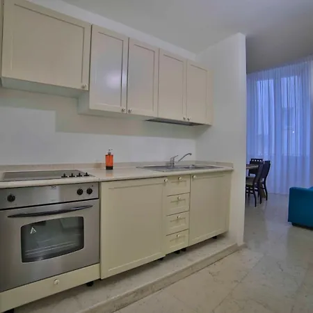 Palazzo Zacheo 3*