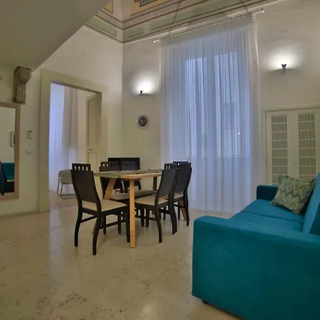 Palazzo Zacheo 3*