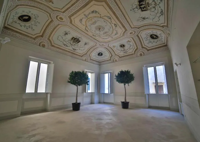 Palazzo Zacheo 3* غالّيبولي