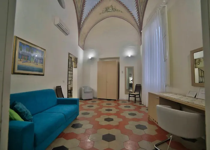 Palazzo Zacheo 3*