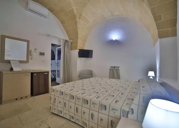 Palazzo Zacheo 3* غالّيبولي