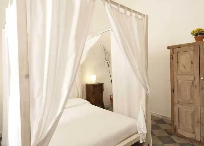 فندق مبيت وإفطار Palazzo Zacheo 3*